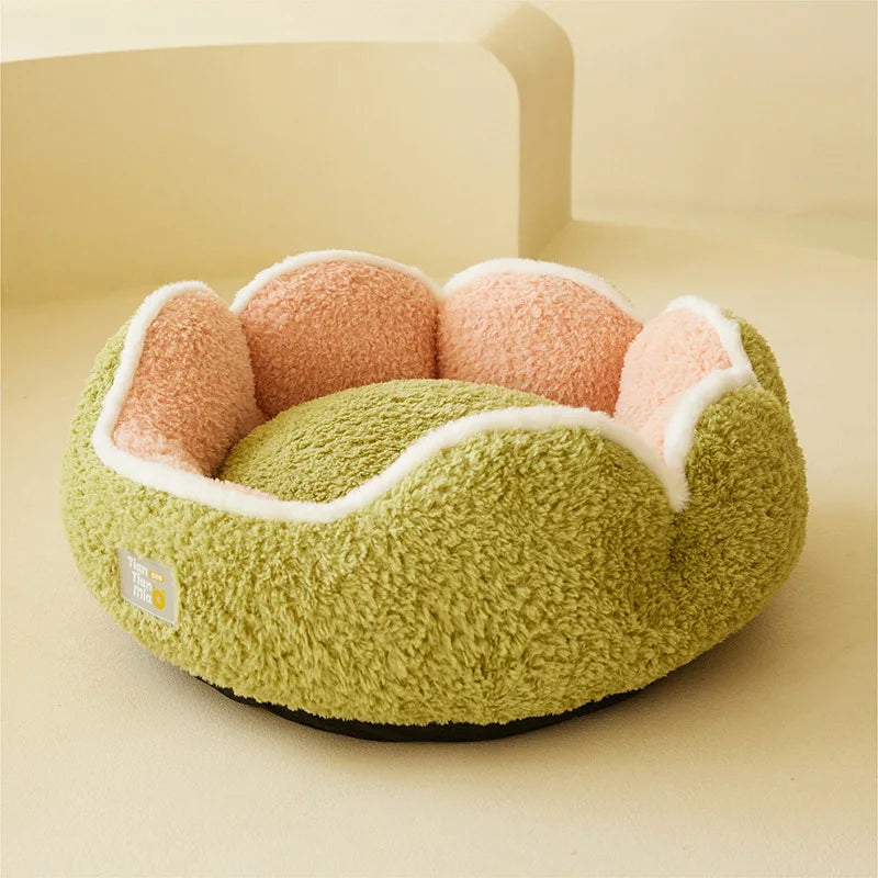 Essenza CozyNest — Cama Suave y Cálida para Perros y Gatos | Descanso y Confort